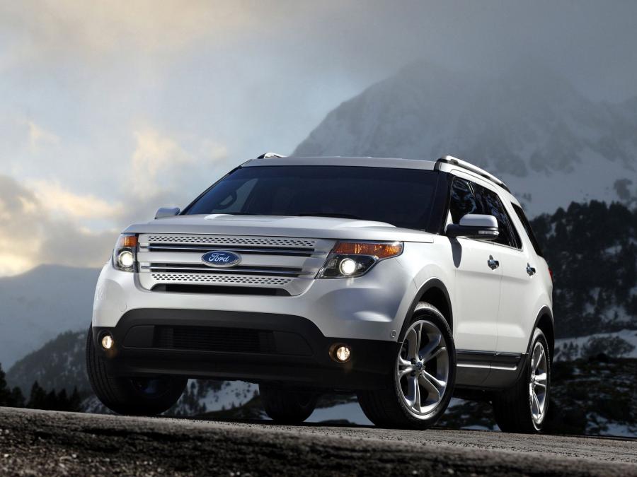  Ford Explorer 2010 года  (фото 26 из 30)